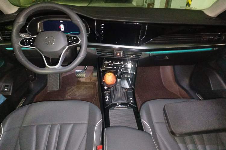 Used Volkswagen Passat 2024 380TSI Dragon Glory Edition
