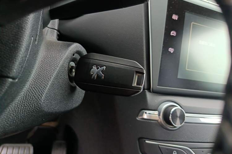 Used Peugeot 408 2014 1.8L Automatic Luxury Edition Vehicle Key
