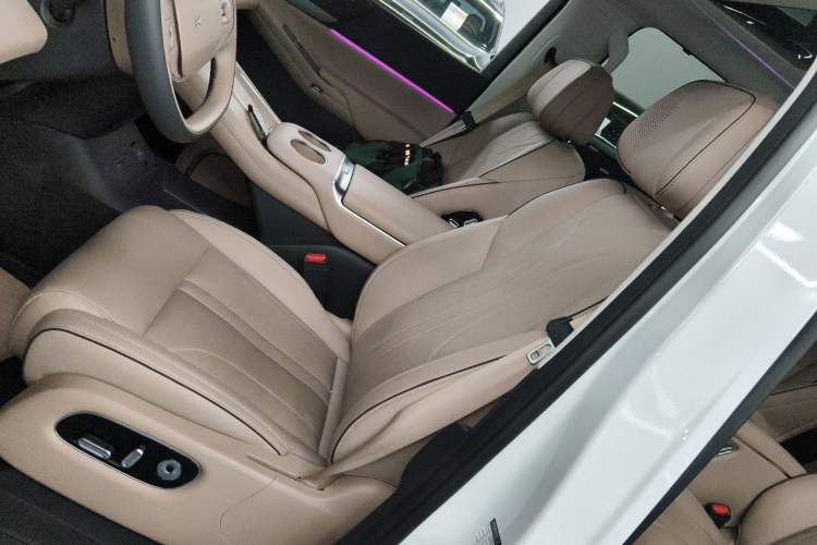 Used XPeng X9 2025 740 Ultra-Long Range Max