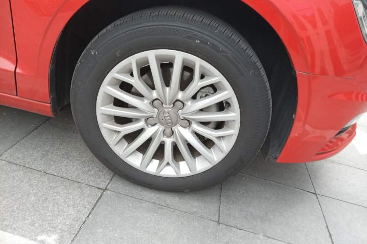 Used Audi A3 2014 Limousine 35 TFSI Automatic Fashion Model
