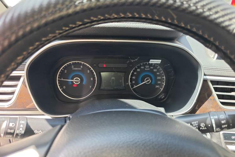 Used Dongfeng Fengon 580 2018 1.5T CVT Luxury Model Instrument Cluster