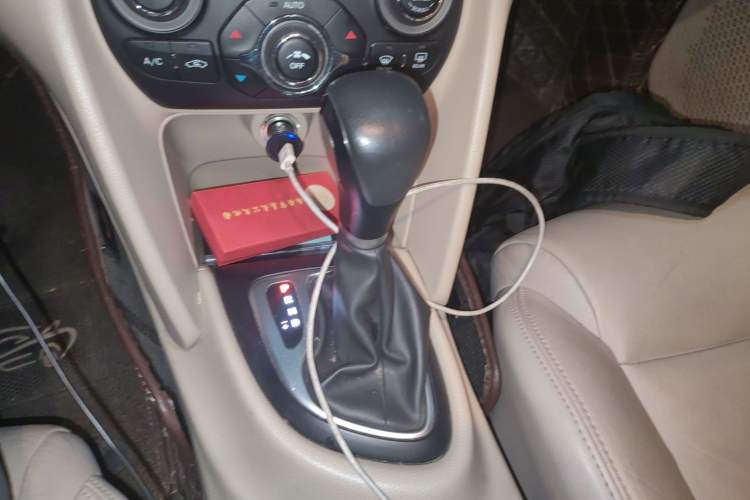 Used Fiat Viaggio 2012 1.4T Automatic Luxury Edition
