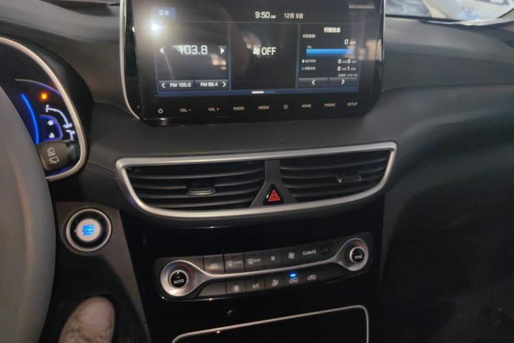 Used Hyundai Tucson 2020 280TGDi Two-Wheel-Drive GLS Fashion Edition China VI Standard