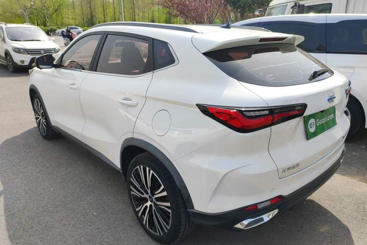 Used CHANGAN OSHAN X5 2021 1.5T DCT Flagship Edition Exterior 2