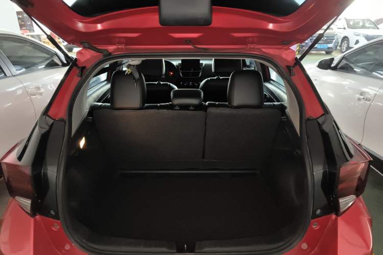 Used Toyota YARiS L Zhi Xuan 2021 X-Trail 1.5L CVT Leading Edition Trunk