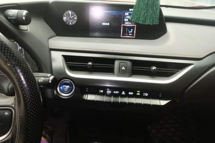 Used Lexus UX 2020 260h Explore & Adventure Edition