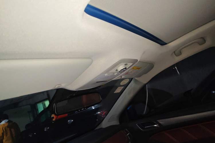 Used Roewe RX5 2016 30T Four-Wheel Drive Automatic Internet Smart Luxury Edition
