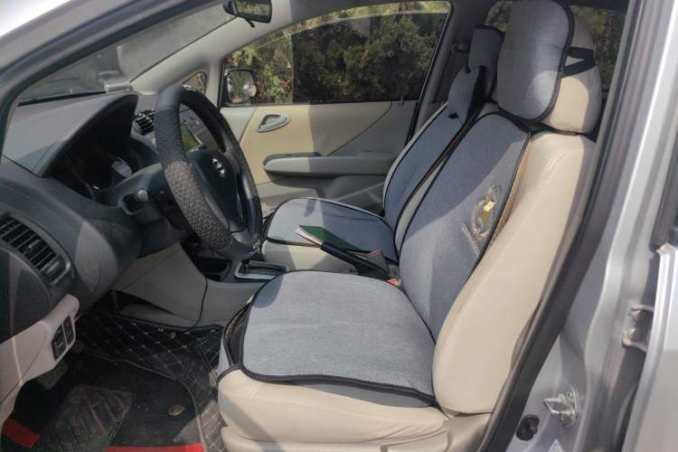 Used Everus S1 2014 1.3L Automatic Comfort Edition