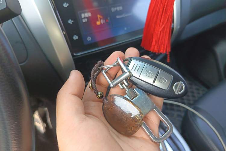 Used Nissan Terra 2020 2.5L XL Upper 4WD Automatic Four-Wheel Drive Luxury Edition