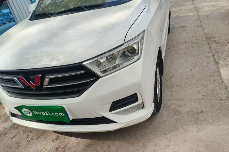 Used Wuling Hongguang 2021 1.5L Facelifted S Comfort Version with Electric Power Steering LAR
