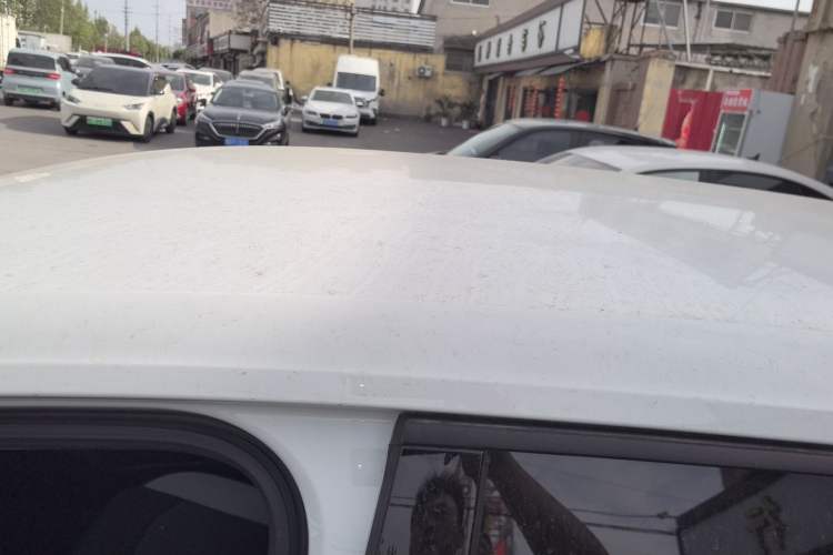 Used Volkswagen Tharu 2023 300TSI Two-Wheel-Drive Crescent Edition
