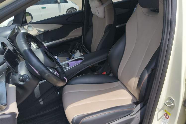 Used BYD Dolphin 2023 420 km Free Version
