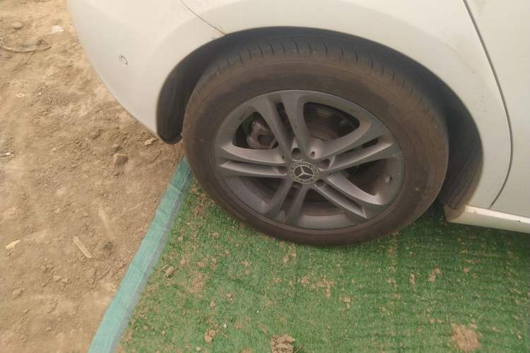 Used Mercedes-Benz A-Class 2019 A 200 Dynamic Edition Right Rear Wheel Hub