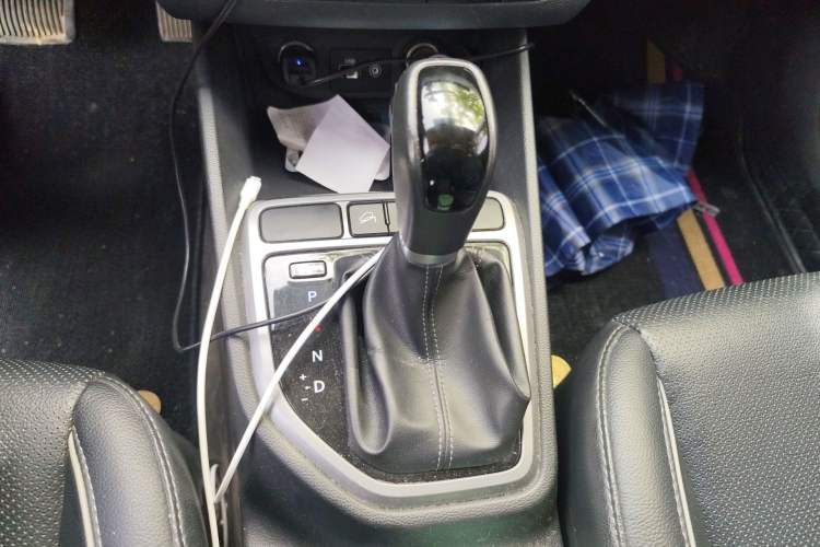 Used Hyundai ix25 2015 1.6L Automatic Two-Wheel Drive Smart GLS Trim