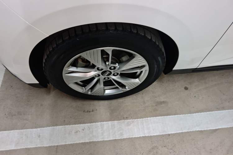 Used Bestune NAT 2023 PRO Comfortable Travel Battery-Swap Version 401km Left Front Wheel Hub