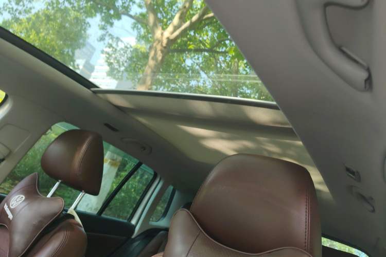 Used Volkswagen Tiguan 2015 2.0 TSI Automatic All-Wheel Drive Flagship Edition