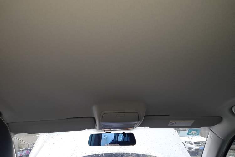 Used Volkswagen Tiguan L 2016 300TSI Automatic Two-Wheel Drive Trend Edition
