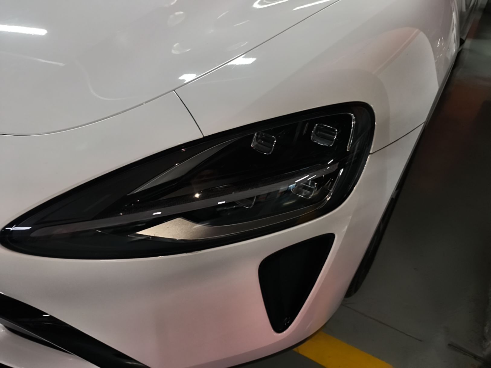 Xiaomi Auto SU7 2024 Rear-Drive Long-Range Intelligent Driving Version — снимка 8