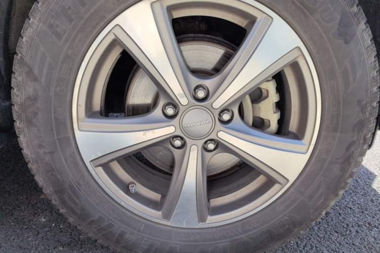 Used Haval H6 2016 Upgraded Model 1.5T Manual Two-Wheel Drive Elite Version
