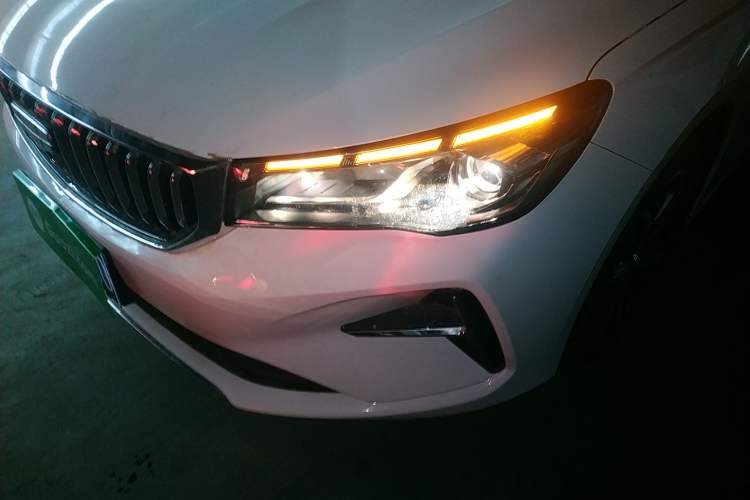 Used Geely Auto Emgrand 2026 Model 4th Generation 4 Millionth Anniversary Edition 1.5L CVT Overdrive Edition
