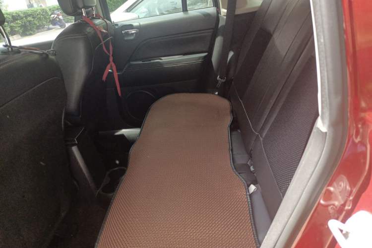 Used Jeep Compass 
