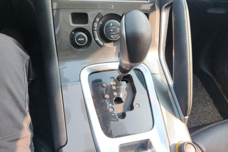 Used Peugeot 3008 2016 1.6THP Automatic Prestige Edition
