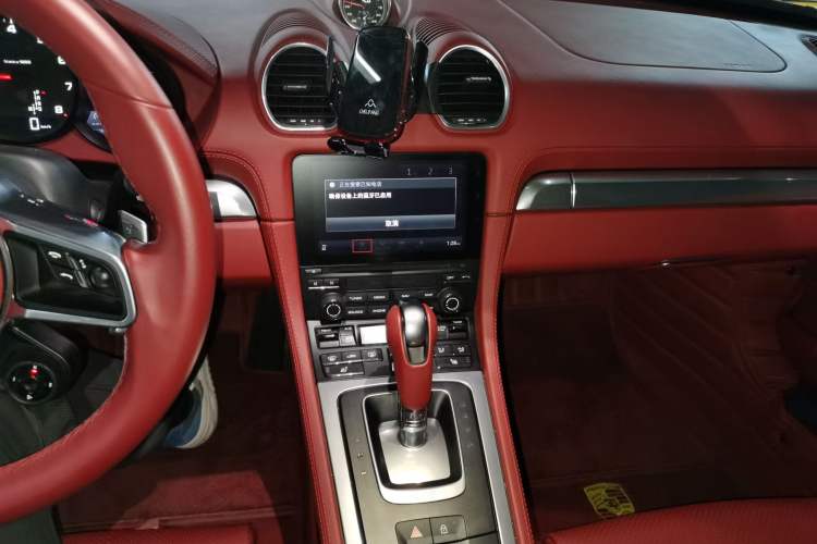 Used Porsche 718 2022 Boxster 2.0T
