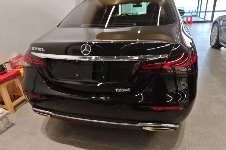 Used Mercedes-Benz E-Class 2021 Restyled E 300 L Luxury Edition
