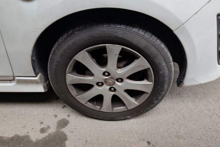 Used Mazda 2 2012 Hatchback Xuan Dong 1.5L Automatic Value Edition
