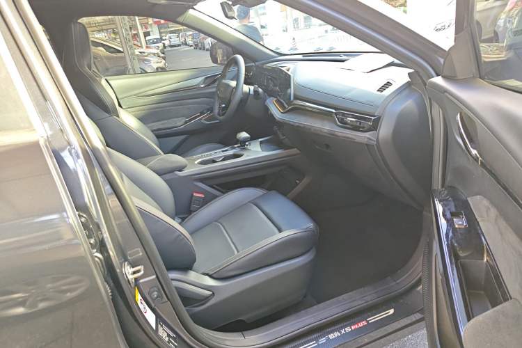 Used Oshan X5 PLUS 2023 Revised 1.5T DCT Excellence Edition
