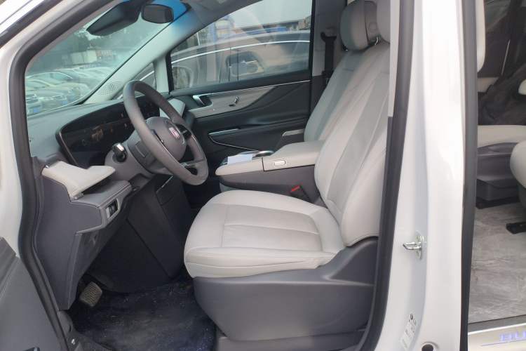 Used Buick GL8 2025 Lu Zun Smart Enjoyment Edition
