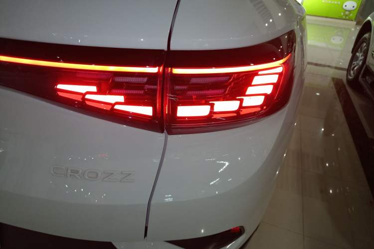 Used Volkswagen ID.4 CROZZ 2025 Pure Edition
