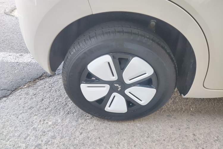 Used Wuling Hongguang MINIEV 2025 Four-Door Version Advanced Edition