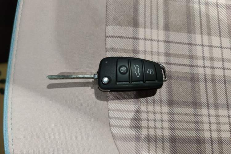 Used Chery QQ Ice Cream 2025 Model 205km Sundae Edition