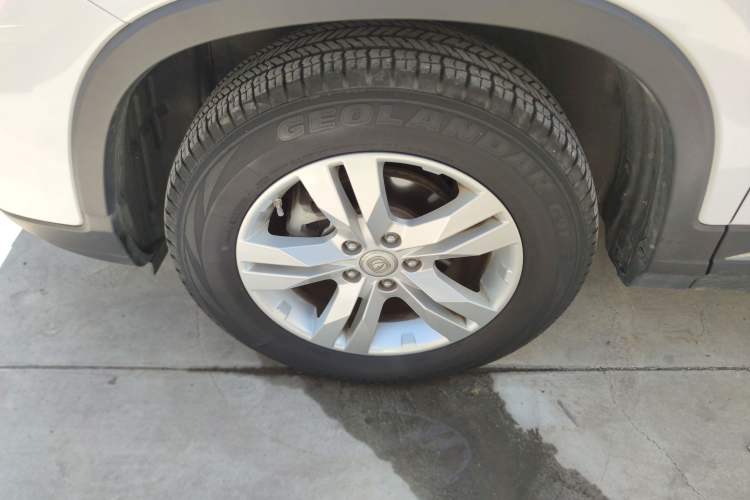 Used CHANGAN CS75 2016 1.8T Automatic Elite Model China V Standard Left Front Wheel Hub