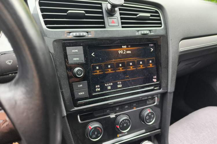 Used Volkswagen Golf 2019 280TSI DSG Comfort Version China VI Standard Audio And AC Panel