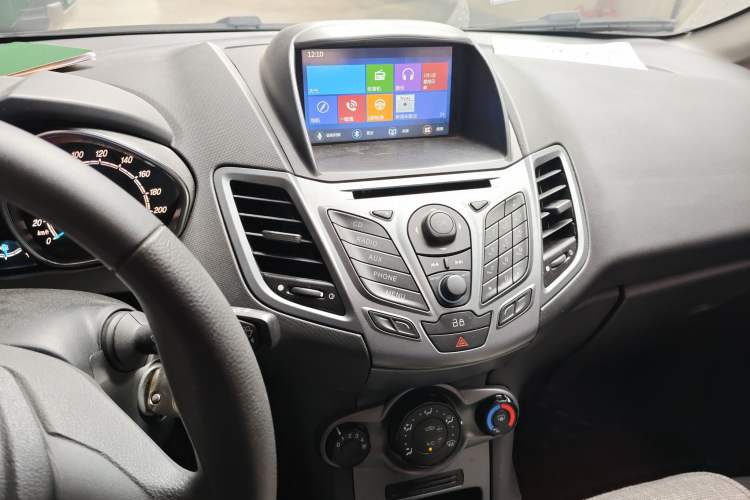 Used Ford Fiesta 2013 Hatchback 1.5L Automatic Fashion Edition Audio And AC Panel