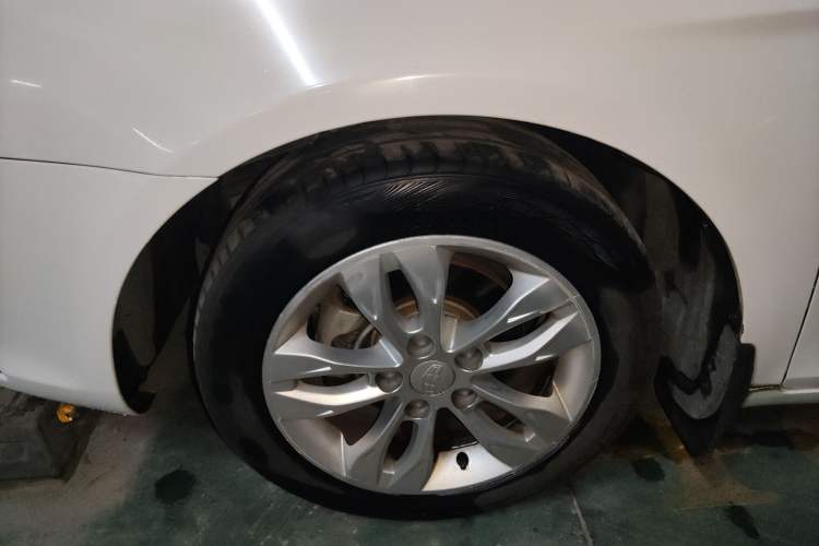 Used Geely Auto Emgrand 2015 Sedan 1.3T Manual Upward Edition