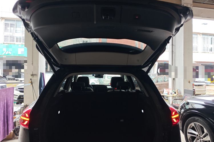 Used Hongqi HS5 2019 2.0T Smart Connect Flagship Edition Trunk