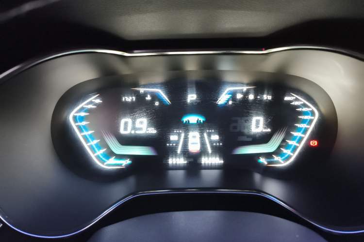 Used FAW Senya R8 2020 1.6L Automatic Comfort Model
