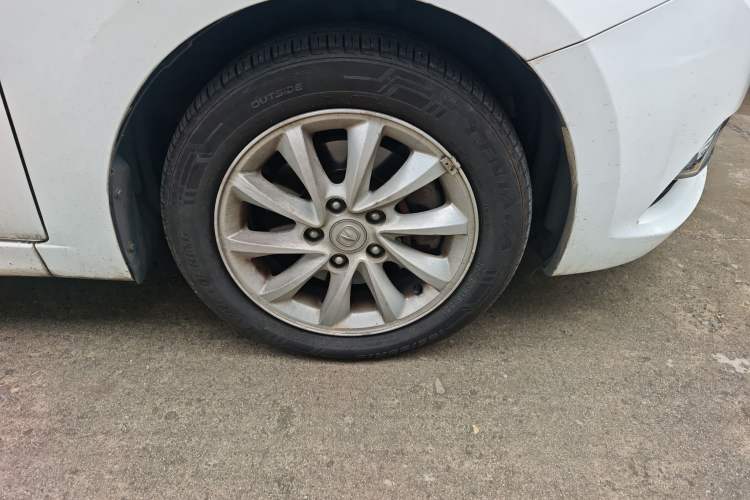 Used Changan Alsvin V7 2015 1.6L Manual Enjoyment Model China IV Standard
