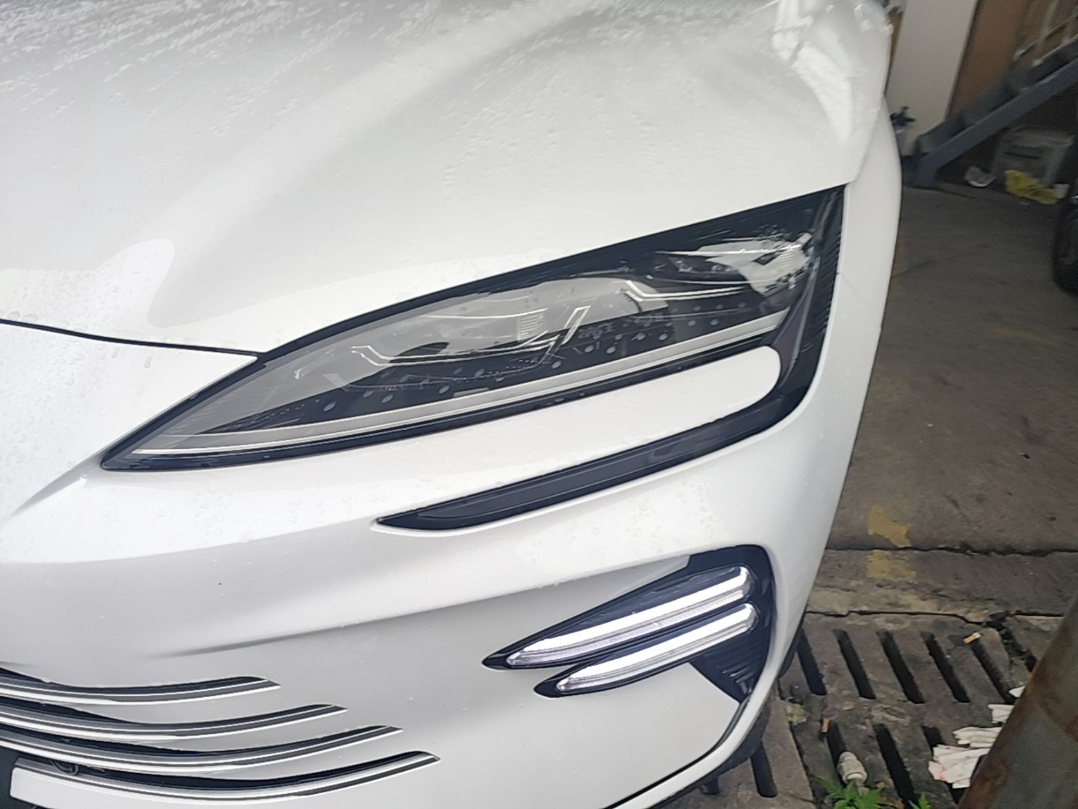 BYD Song PLUS New Energy 2023 Champion Edition DM-i 150KM Flagship PLUS — снимка 8