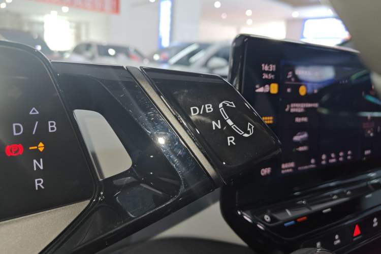 Used Volkswagen ID.3 2023 Pure Smart Edition Gear Lever