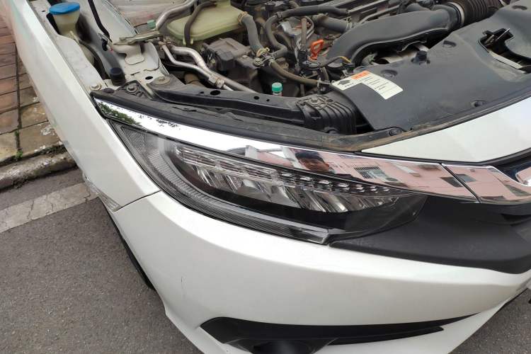 Used Honda Civic 2016 220TURBO CVT Prestige Edition
