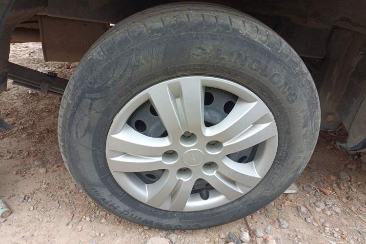 Used FORTHING Lingzhi 2023 M5L 1.6L Comfort Edition 7-Seater
