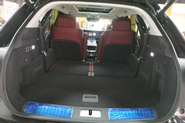 Used Hongqi E-HS9 2022 660 km Range Flagway Edition Six Seats
