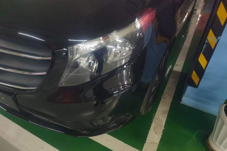 Used Mercedes-Benz Vito 2023 2.0T Business Version 7 Seats Left Front Headlight