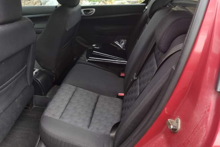 Used Peugeot 307 2010 Hatchback 1.6L Manual Comfort Edition