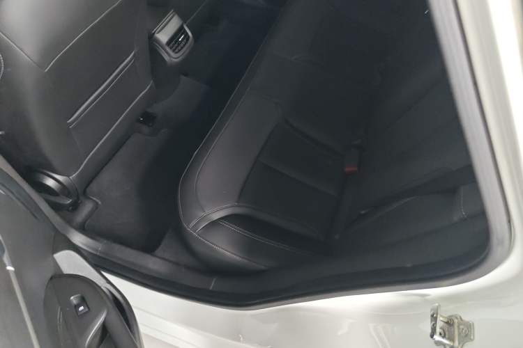 Used Buick GT 2015 15N Automatic Deluxe Edition Left Rear Seat