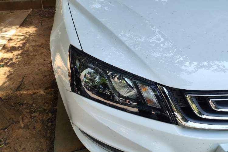 Used Geely Auto Emgrand 2017 Sedan Million Edition 1.5L Manual - Upward Version
